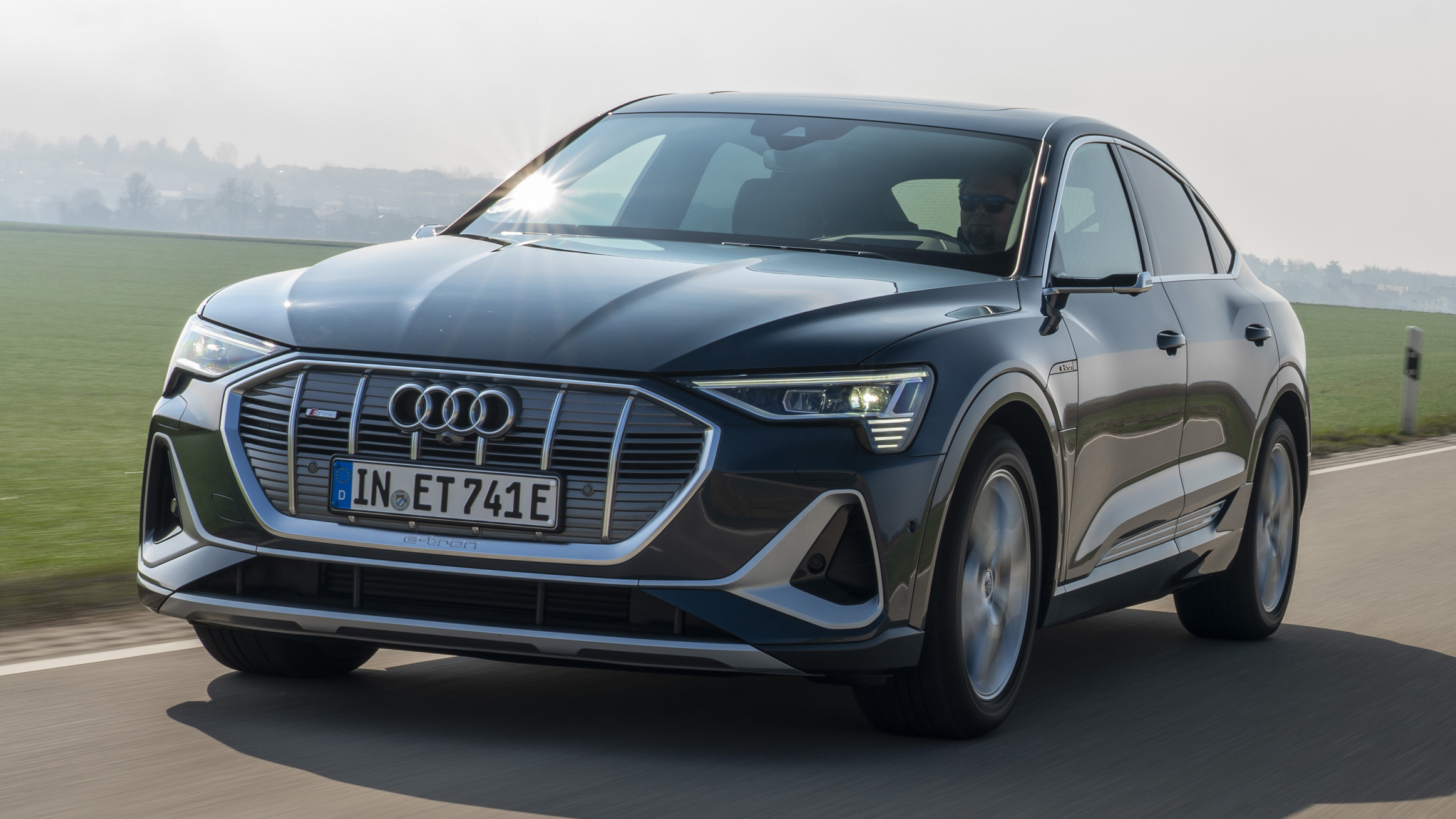 2021 Audi E-tron Sportback Buyer's Guide: Reviews, Specs, Comparisons