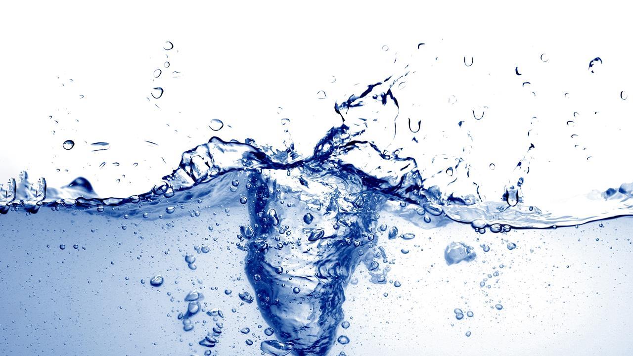 136106_Two-forms-of-water.jpg