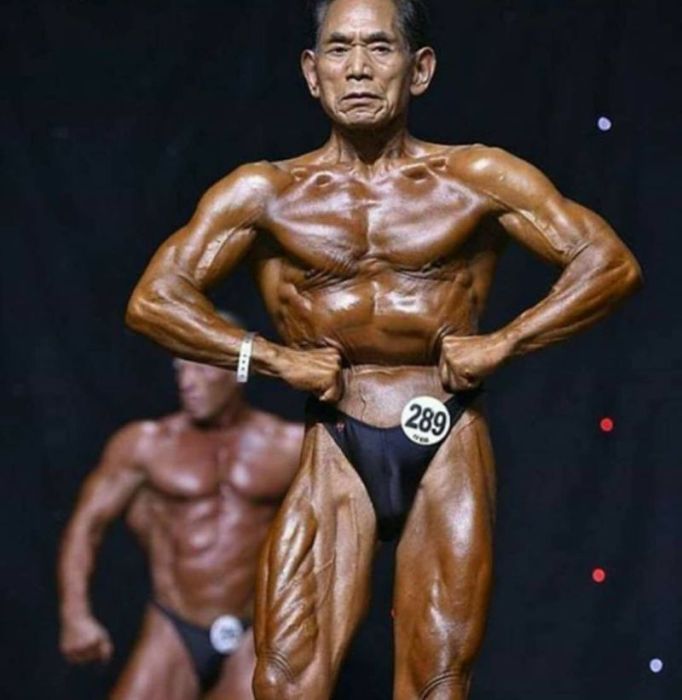 81yearold-bodybuilder-3.jpg
