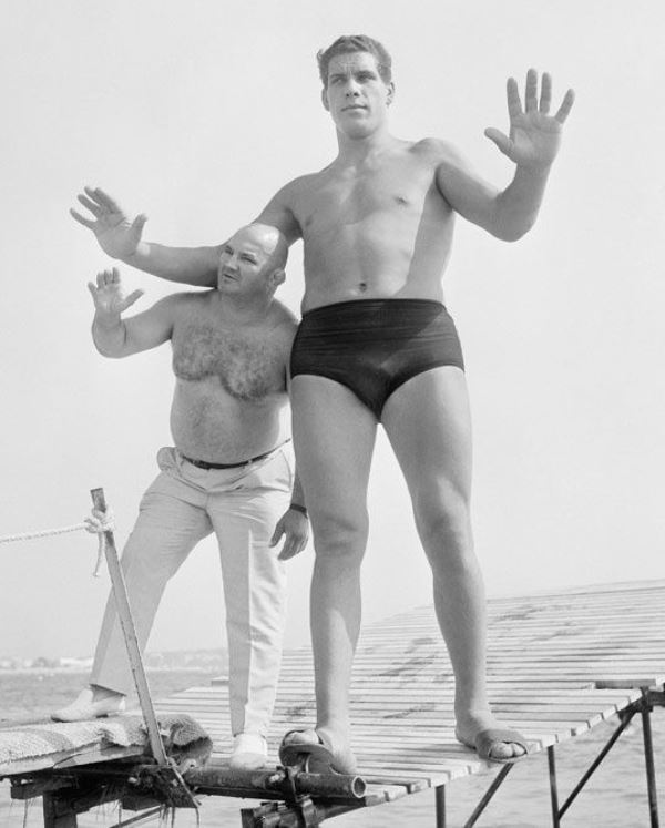 andre-the-giant-at-age-19.jpg