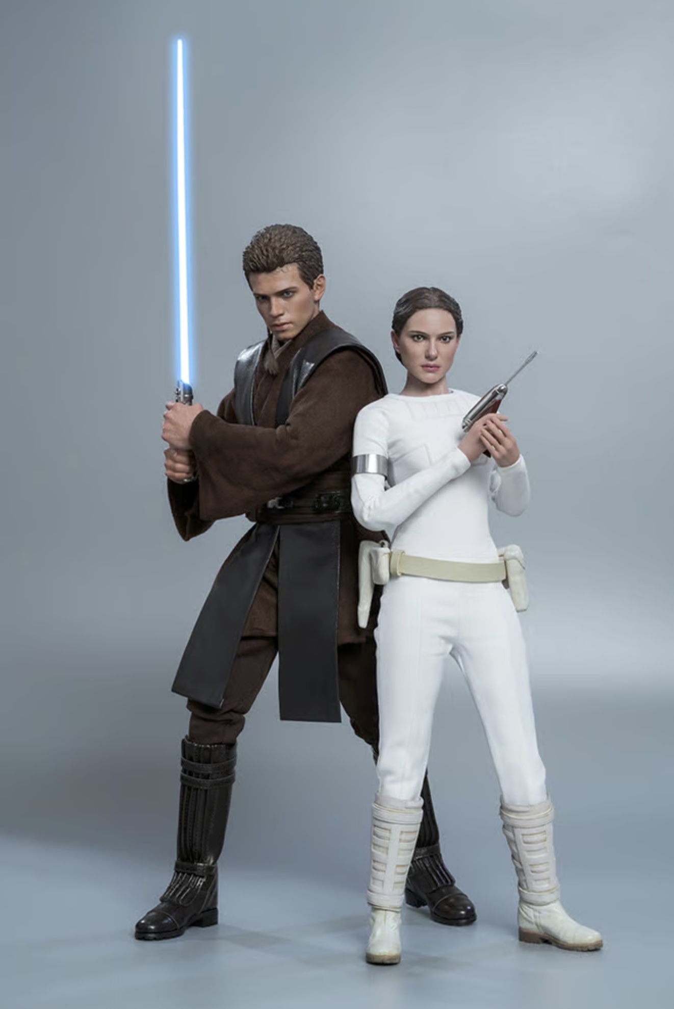 Hot_Toys_Anakin_Padme_Combo.jpg