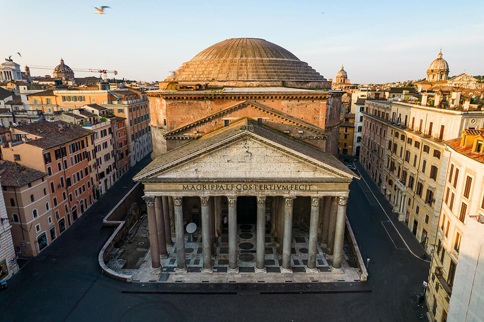 Pantheon-Roma-dallalto.jpg