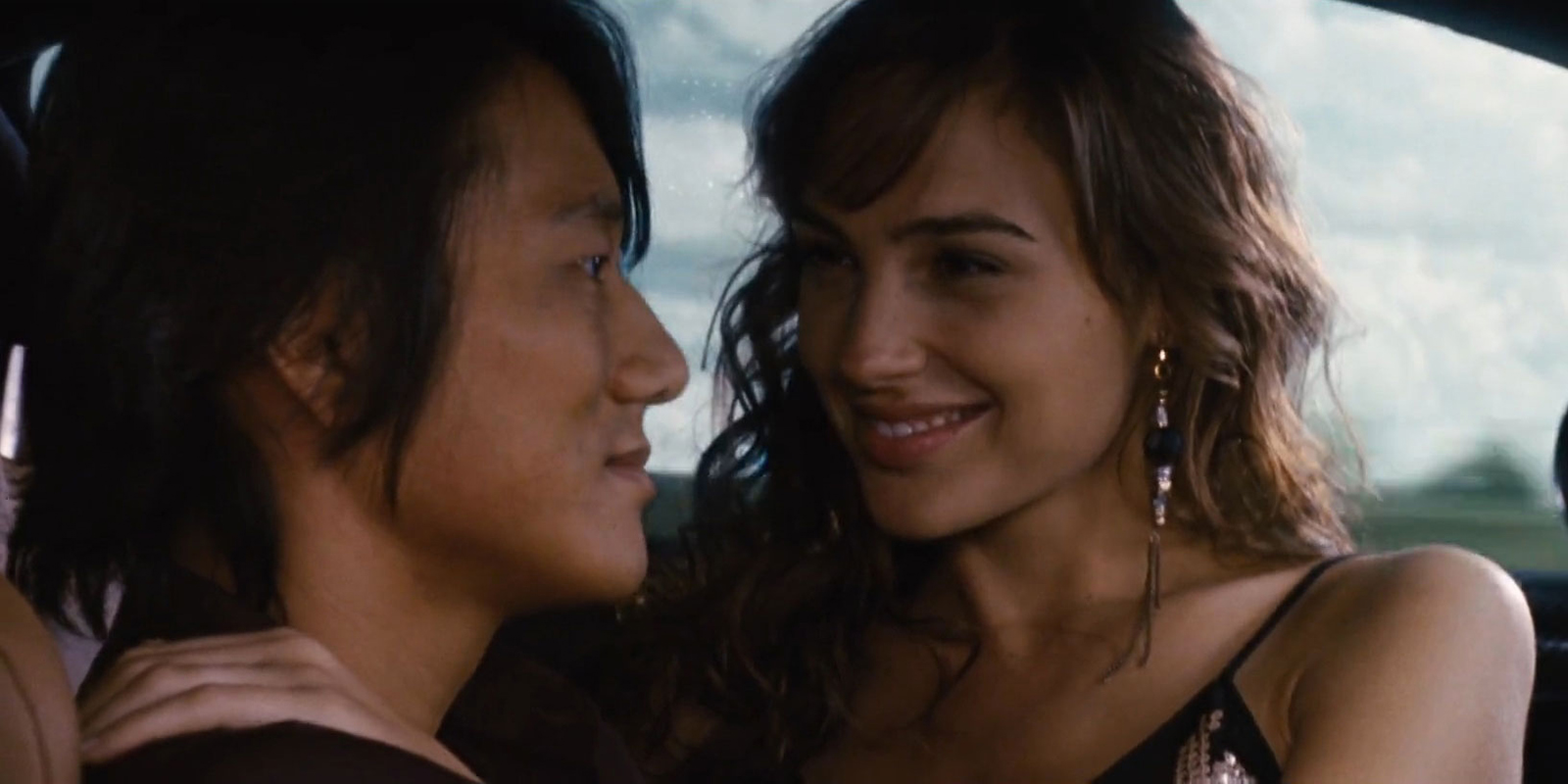 Sun-Kang-and-Gal-Gadot-as-Han-and-Gisele-in-Fast-Five.jpg