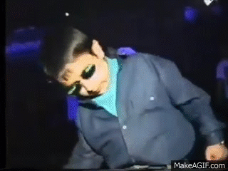 RqRYW1.gif