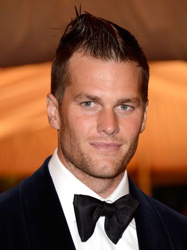 539f8f3363d46_-_cos-01-tombrady-lgn.jpg