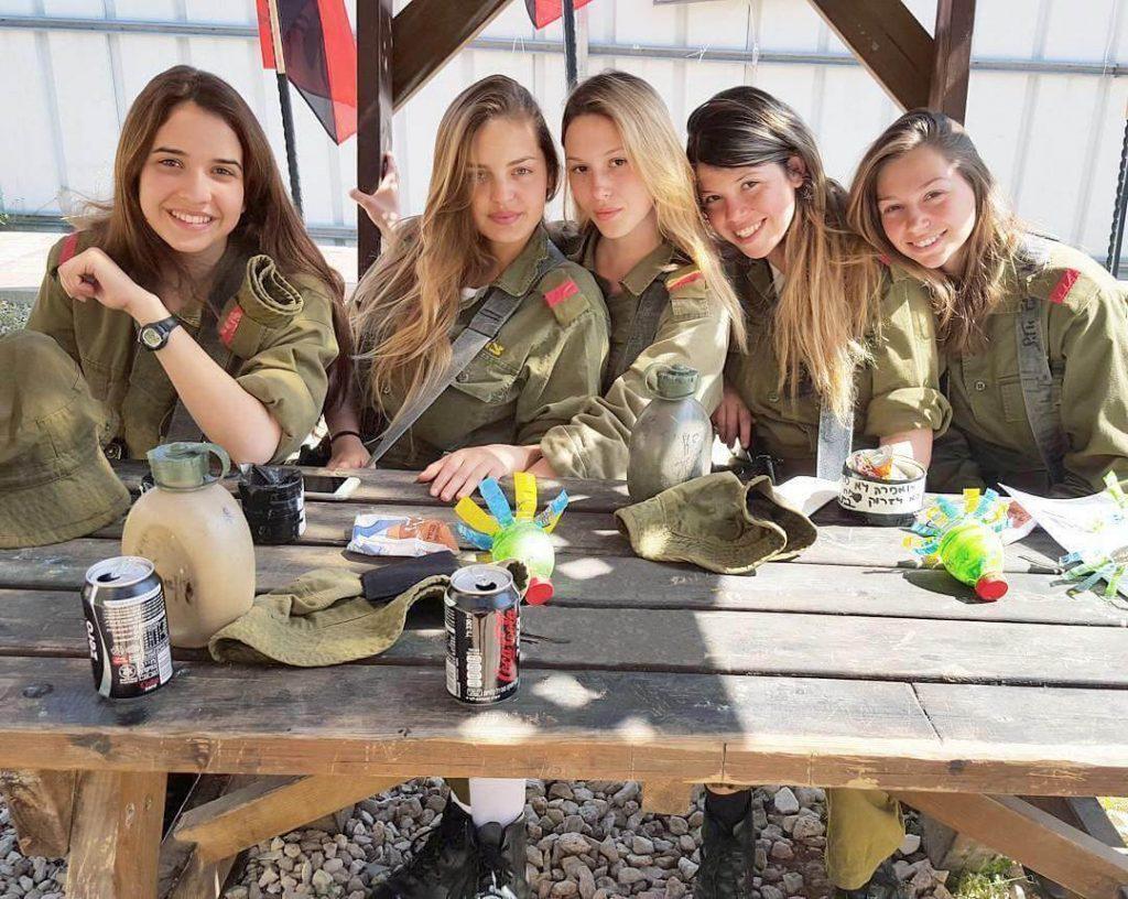 israeli-girls.jpg