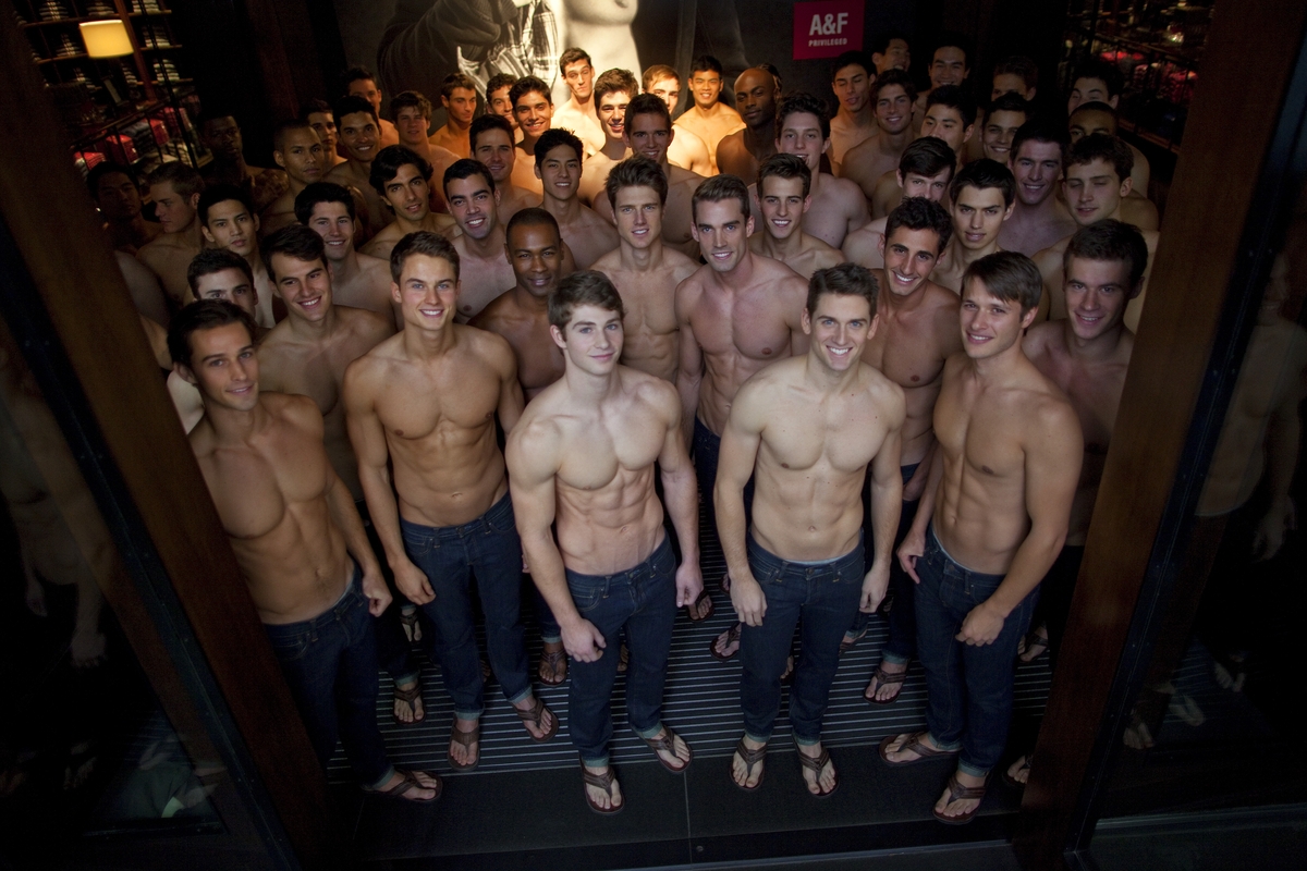 Abercrombie-Fitch-Black-Friday-Tease.jpg
