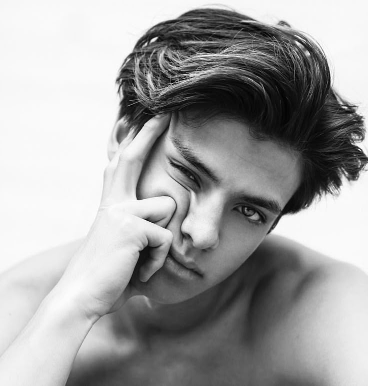 8e0844010e85f4164cf73bc59069ef2d--tumblr-boys-cute-poses.jpg