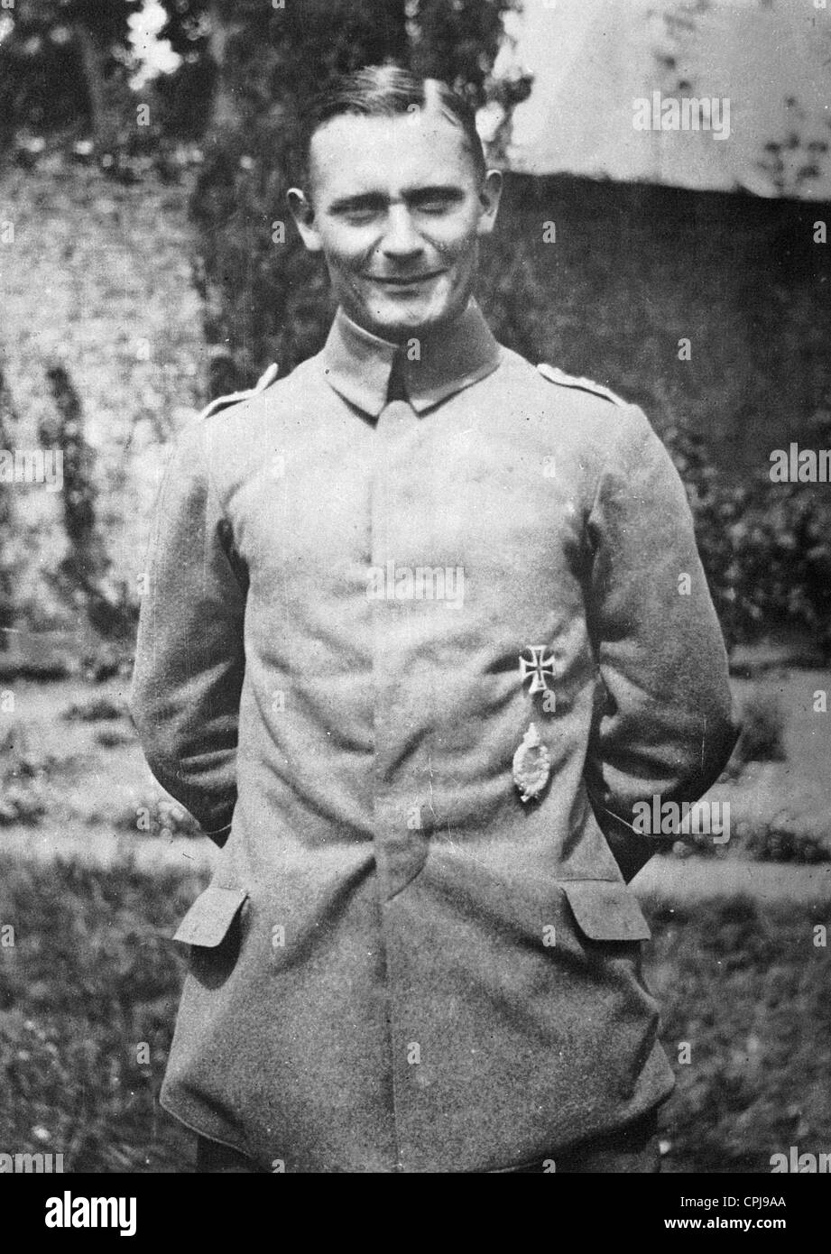 hermann-goering-in-wwi-cpj9aa.jpg