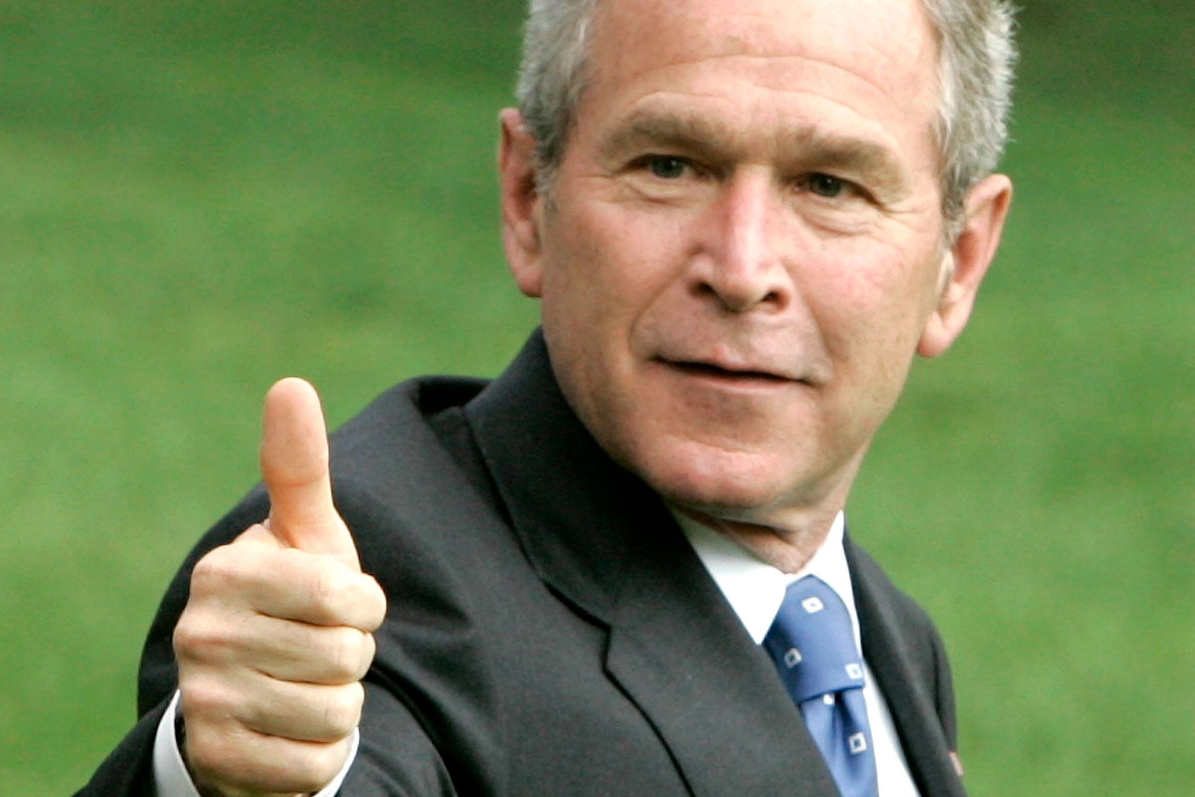 Bush-thumbs-up-GETTY.jpg