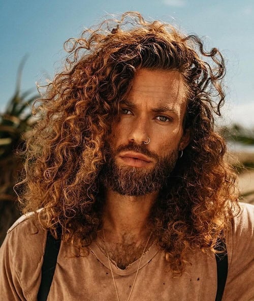 Messy-Curly-Hair_mens.hairstyles.jpg