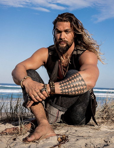 Jason-Momoa-jason-momoa-40910340-386-500.jpg