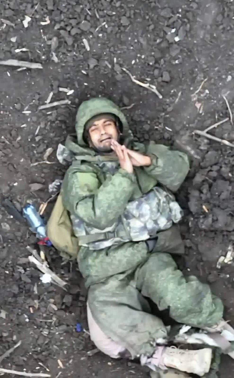 David Offor on X: Russian soldier begs for mercy from a Ukrainian drone  Waar does no one any good!! Stand for PEACE!!! https://t.co/5vQFw8CsXS / X