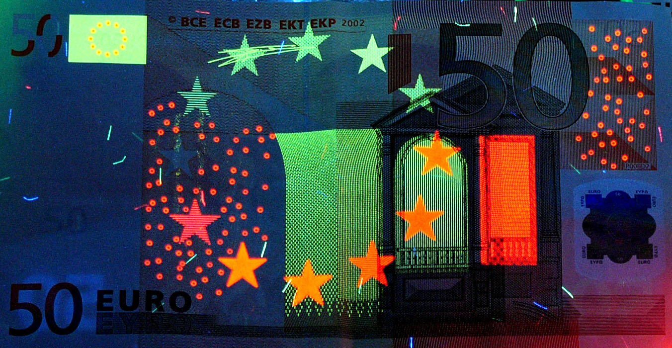 050euro-uv.jpg