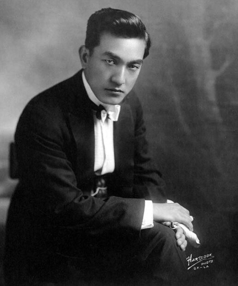 Sessue_Hayakawa_1918_%28Fred_Hartsook%29.jpg