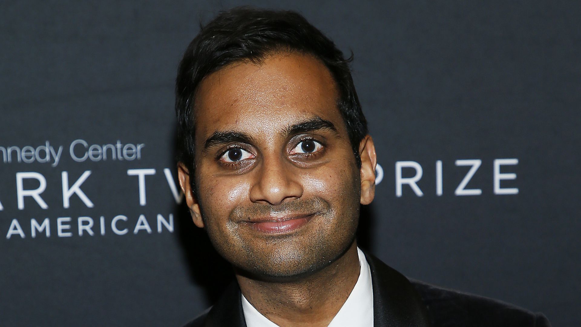 aziz-ansari-laechelt-2.jpg
