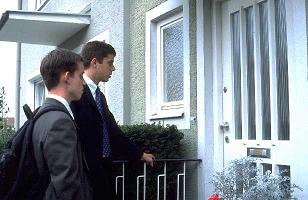 mormon-missionaries-from-irr-dot-org.jpg