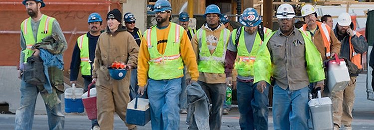 constructionworkers_break_lunch.jpg