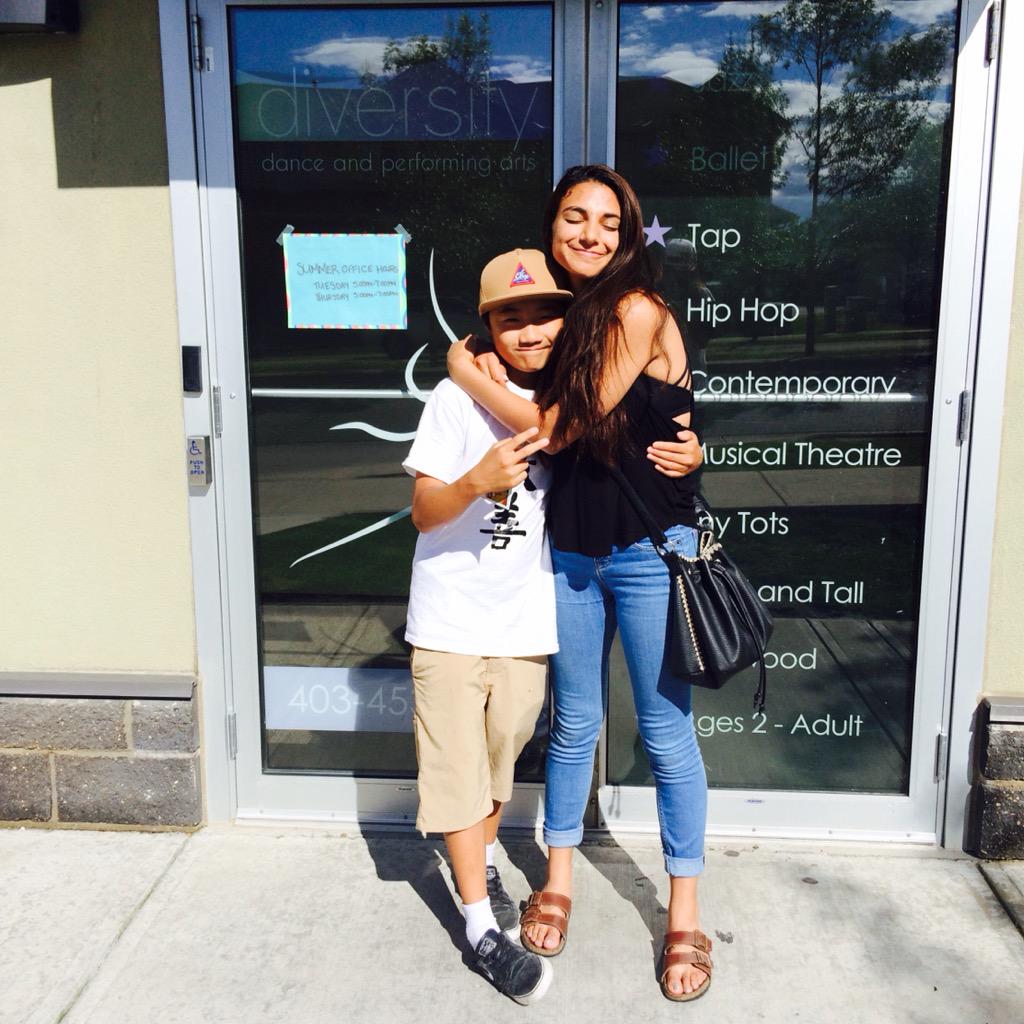 19 Reasons You Should Date A Tall Girl