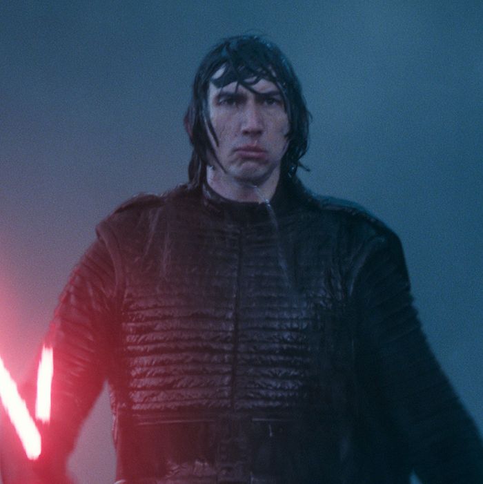 be826866412a4e066eb149ab301ff805ba-18-star-wars-adam-driver.rsquare.w700.jpg