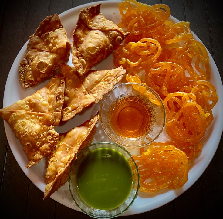 Samosa jalebi | Cooking tv, Cooking, Food photography