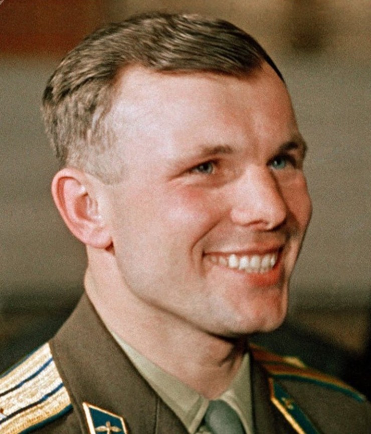 Yuri_Gagarin.jpg