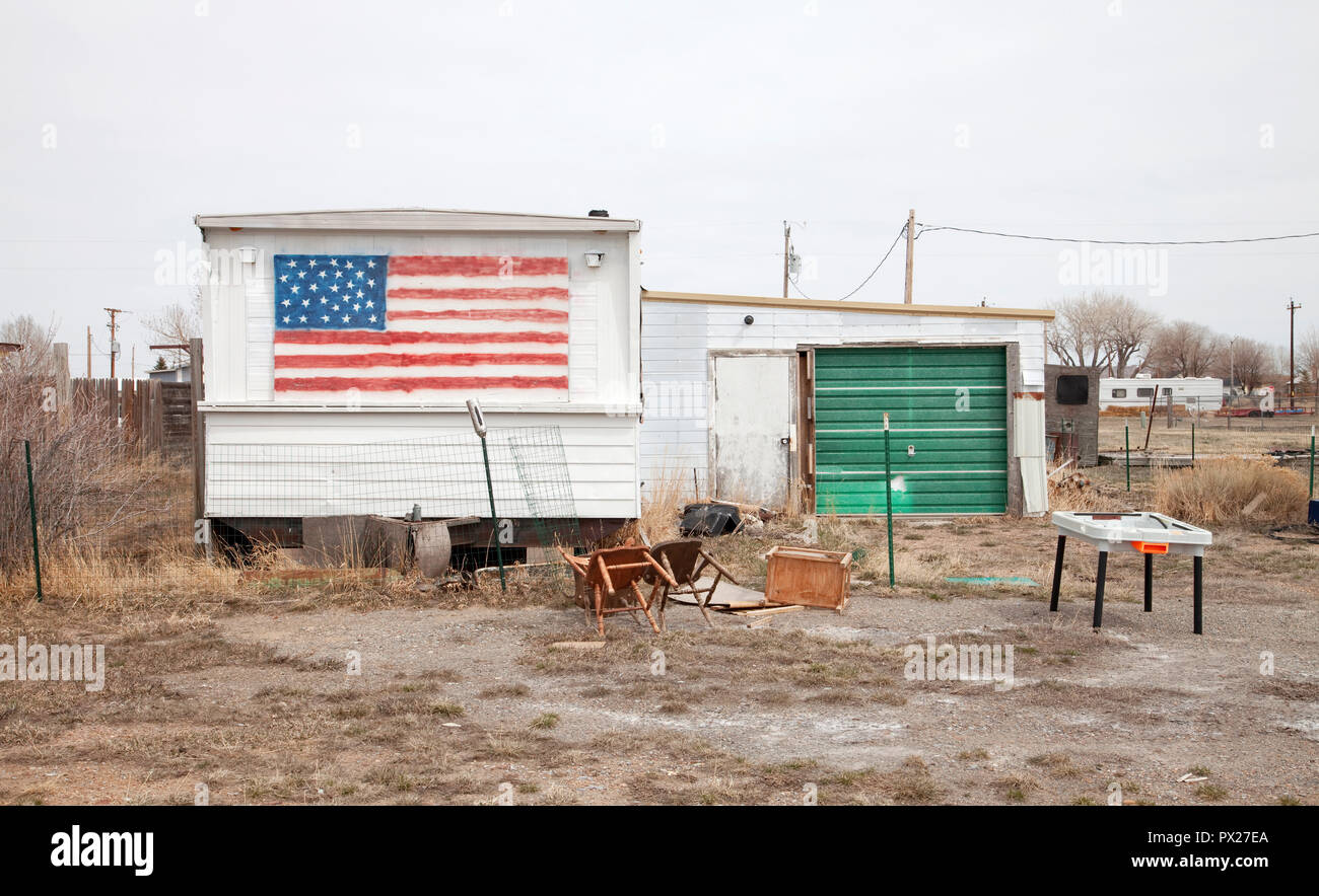 abgebrochene-anhanger-in-wyoming-usa-px27ea.jpg