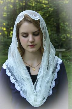 81df8e06a457ec09e1c81e3a33d403bc--catholic-veil-veiling.jpg