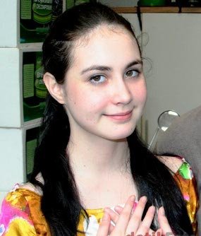 What might someone who is half-Arab and half-East Asian look like? - Quora