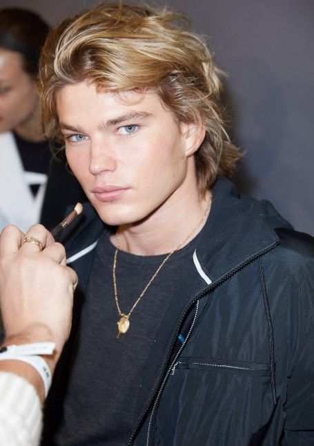 530edaf0f1fdca4df11859d747baf3e6--jordan-barrett-jordans.jpg