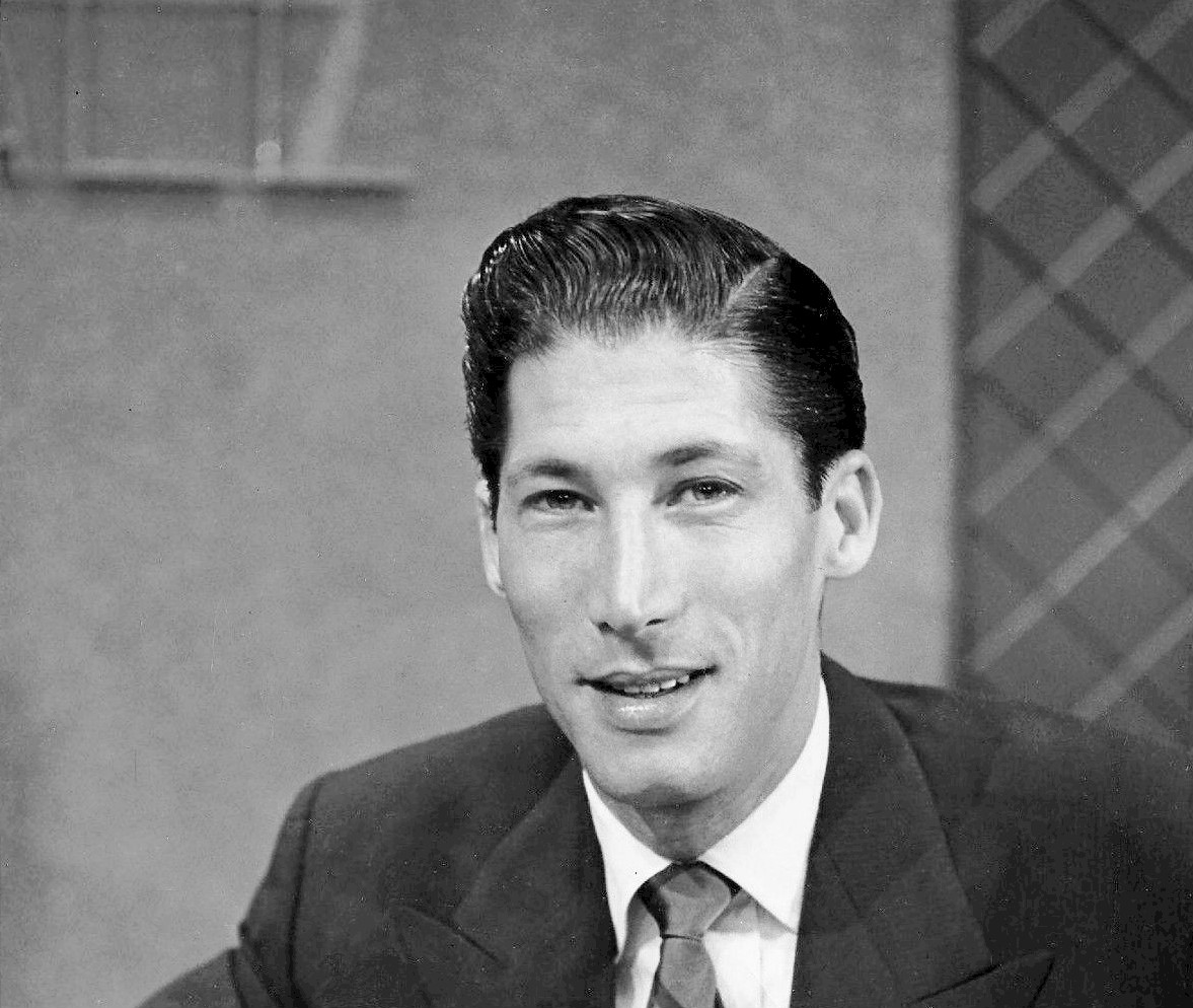 Barry_Gray_1951.JPG