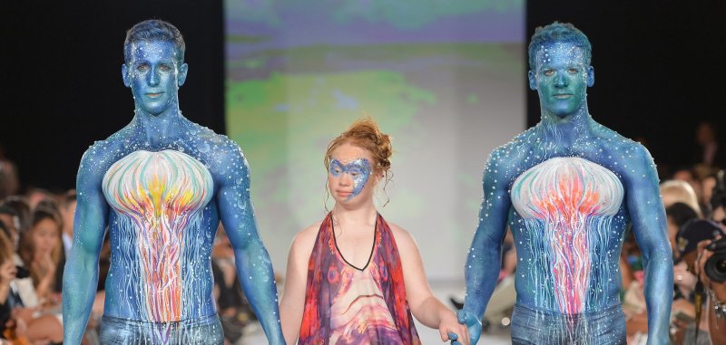 NYFW-Down-syndrome-model-Madeline-Stuart-makes-modeling-debut.jpg