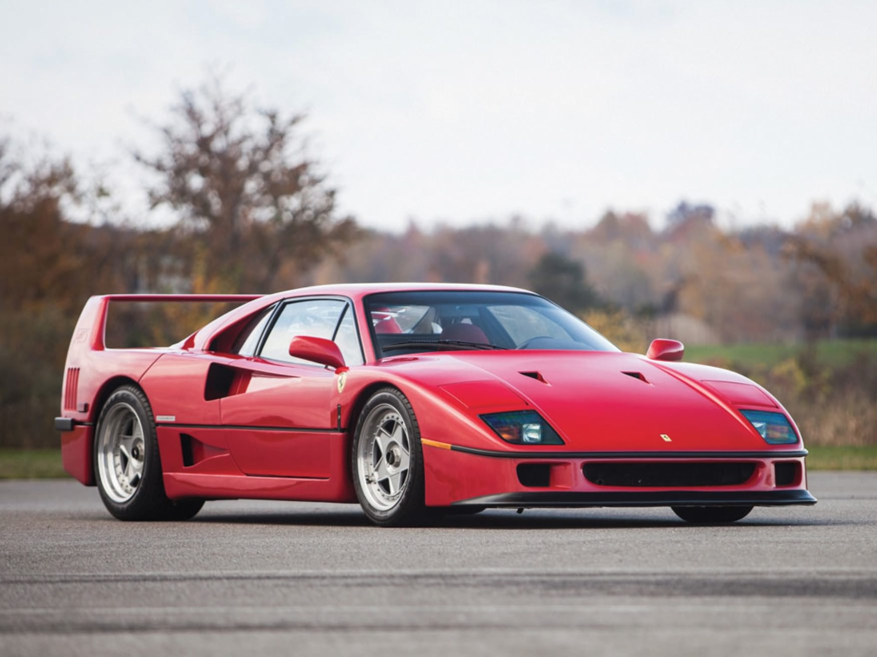 1990-Ferrari-F40-1.jpg