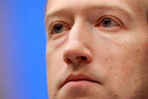 mark-zuckerberg-ojos-1523531427.jpg