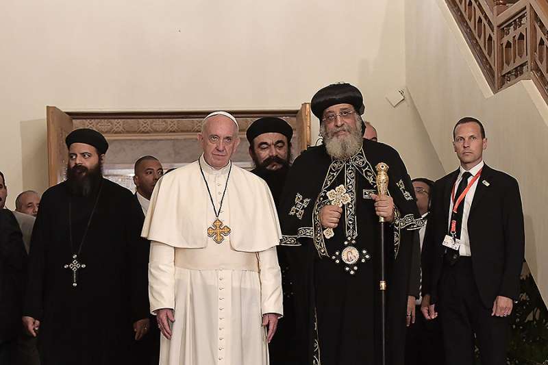 10ce0xu4jf_Pope_Francis_with_Pope_Tawadros_II_o___Romano_CNA20180820_421_1mqgynr.jpg