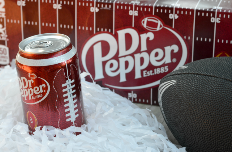 dr-pepper-fanatics-cans.png