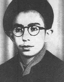 Childhood_photo_of_Seyed_Ali_Khamenei.jpg