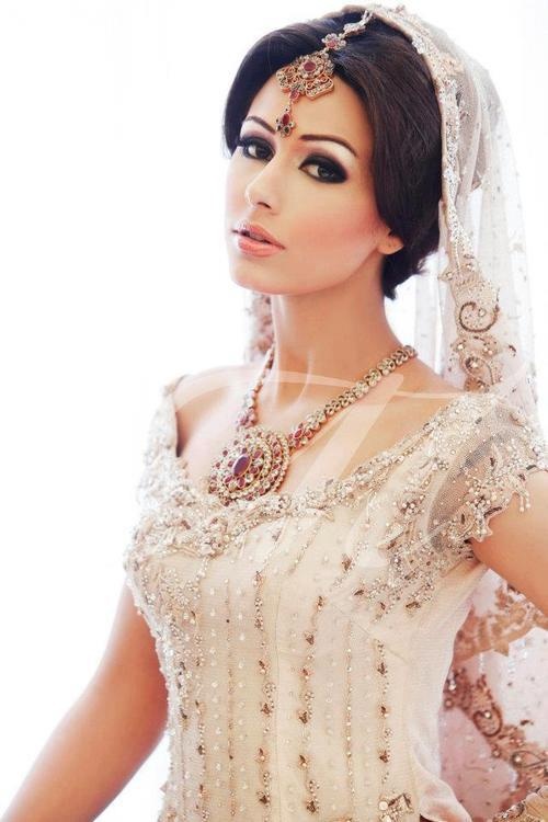 Latest-Styles-Designs-of-Bridal-Walima-Dresses-Collection-2015-2016-12.jpg