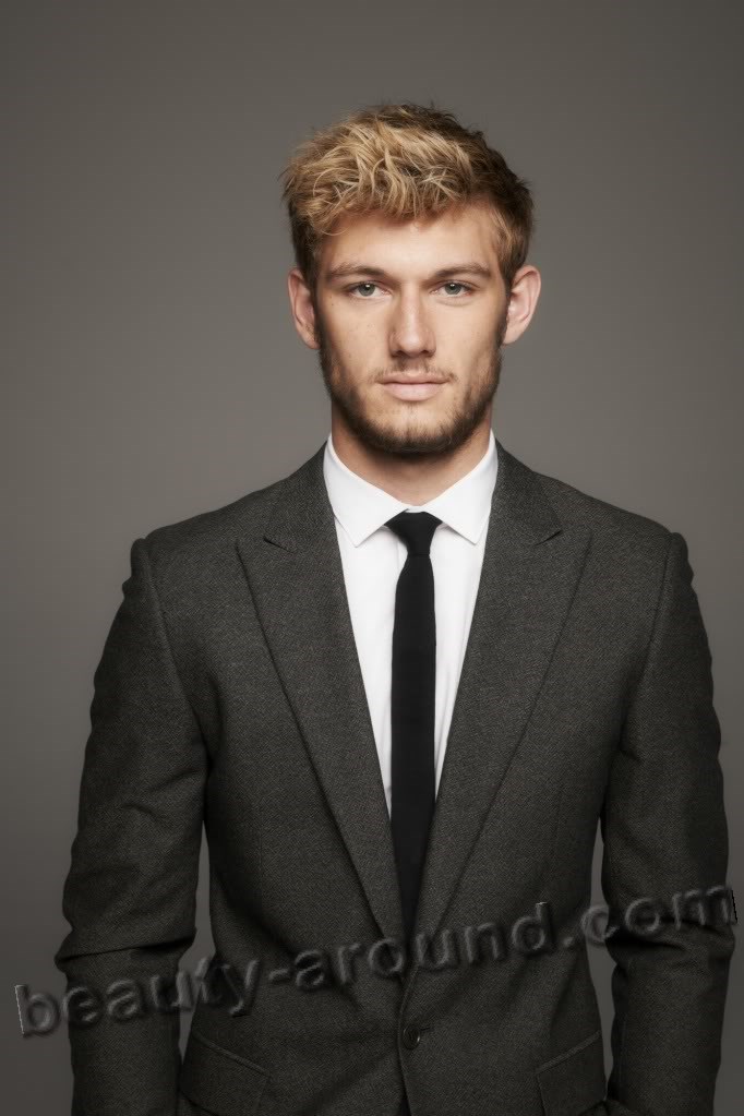 Top-20 Handsome British Men. Photo Gallery