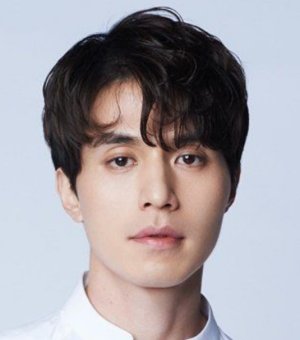 Dong Wook Lee