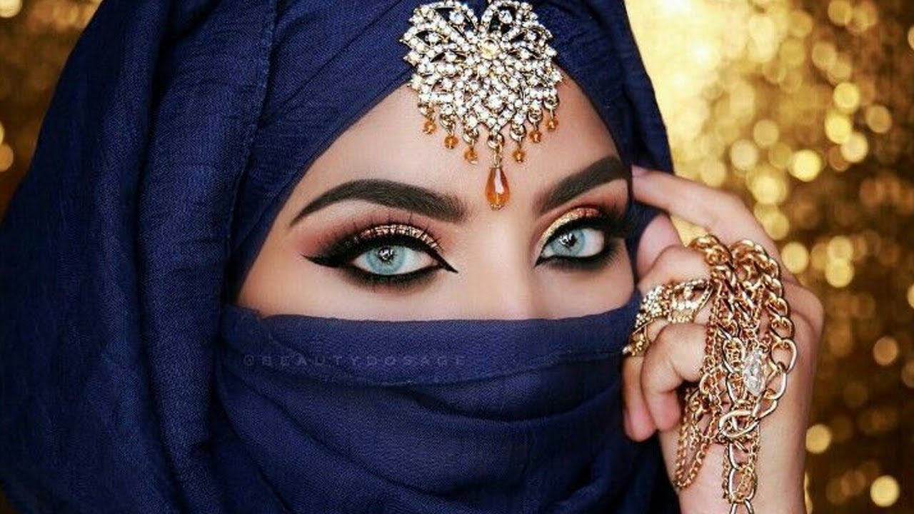 Hot Saudi Women Unveiled