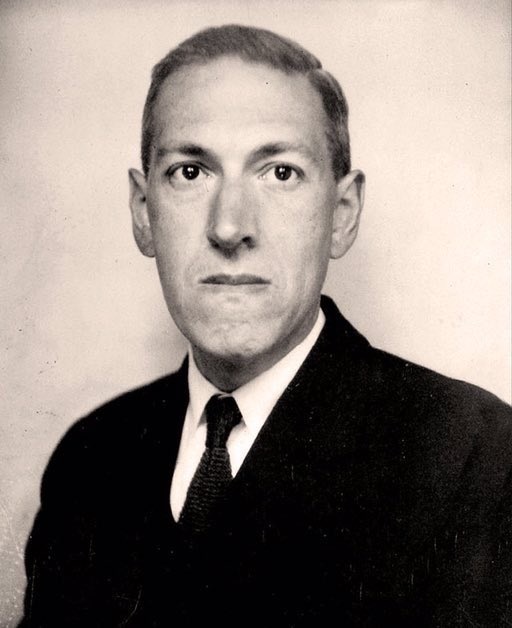 H._P._Lovecraft%2C_June_1934.jpg