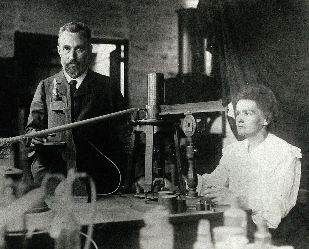 1024px-Pierre_and_Marie_Curie.jpg
